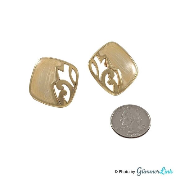 Vintage 80s Avon Scrollwork Cream Enamel Swirls Squared Gold Tone Earrings - Picture 2 of 4